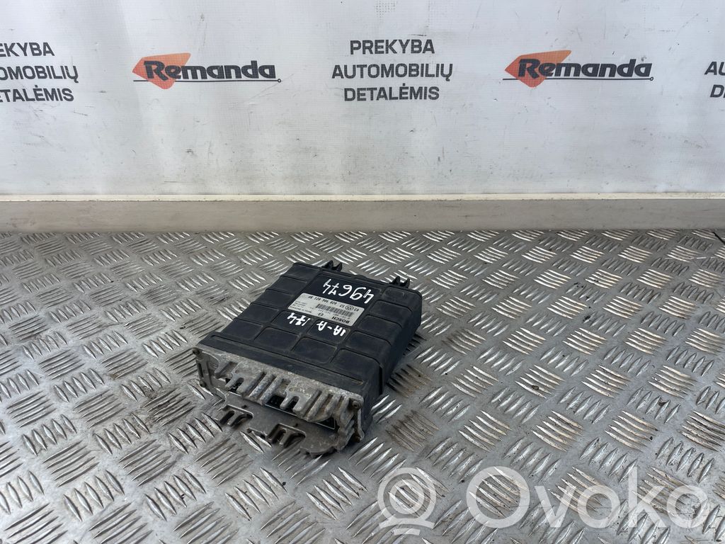 Volkswagen Golf III Engine control unit/module 