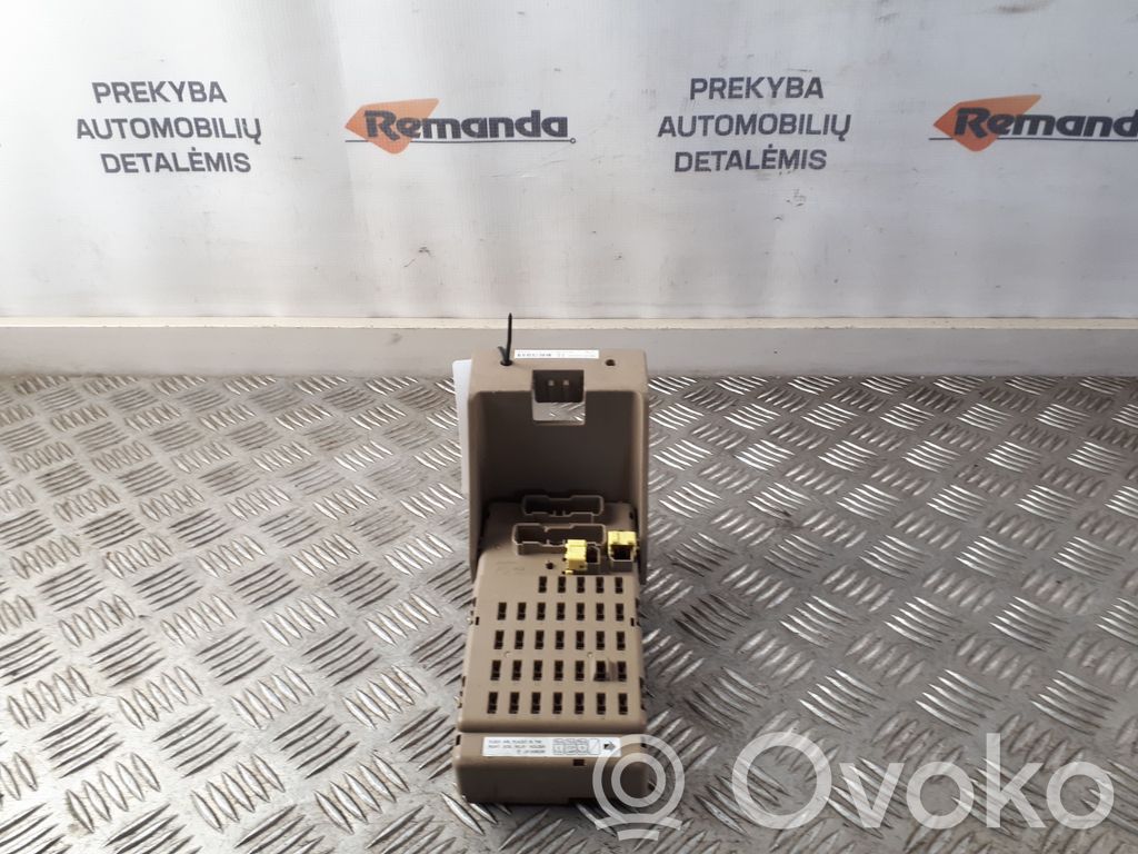 Sulakemoduuli   82201AG040,82201AG040
