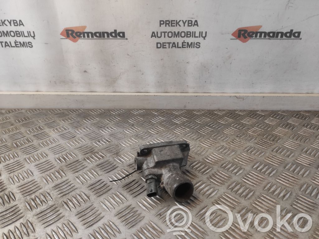 Iveco Daily 4th gen Carcasa del termostato 
