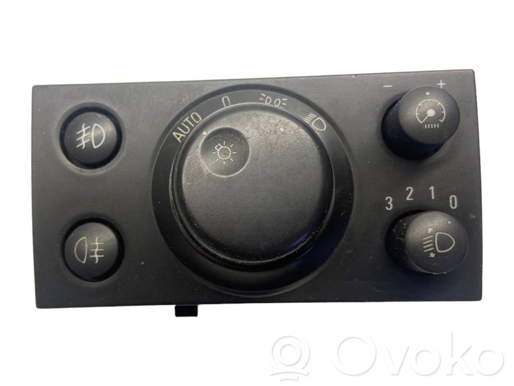 Opel Vectra C Light switch 