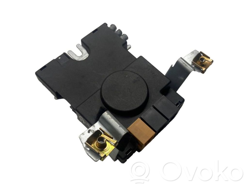 Audi A3 S3 8L Amplificatore antenna 