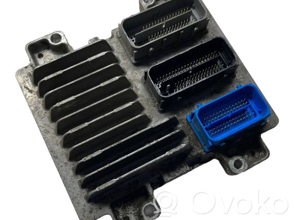 Opel Astra J Engine control unit/module 