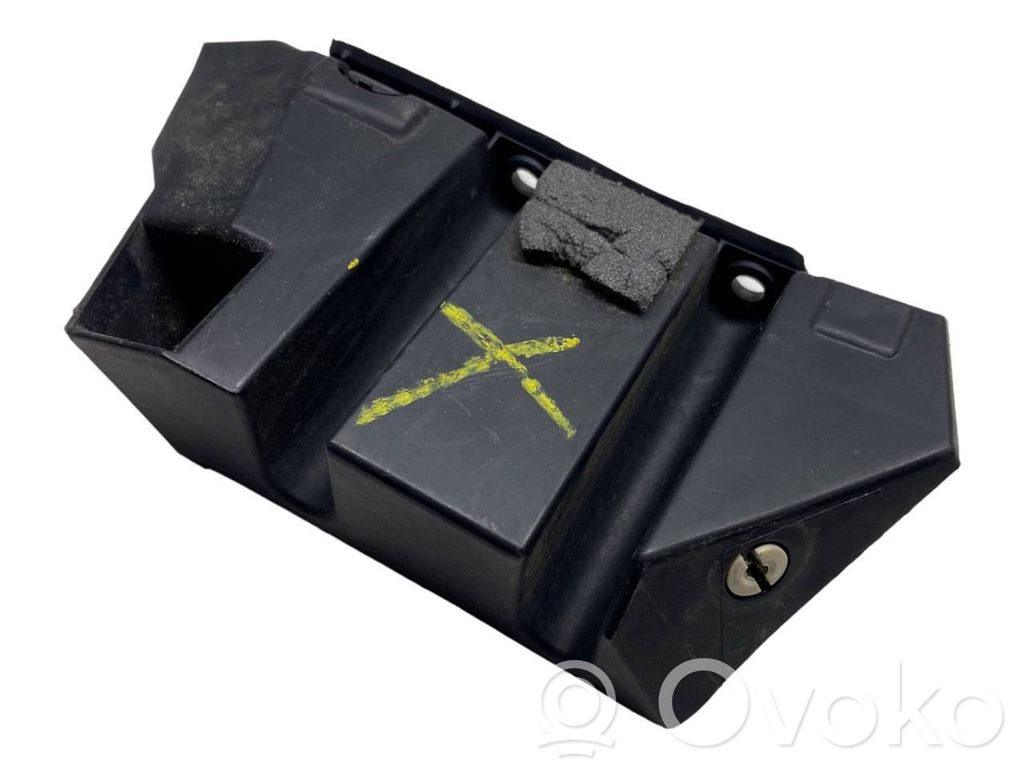 Front bumper mounting bracket   5F0807050,14884SG4