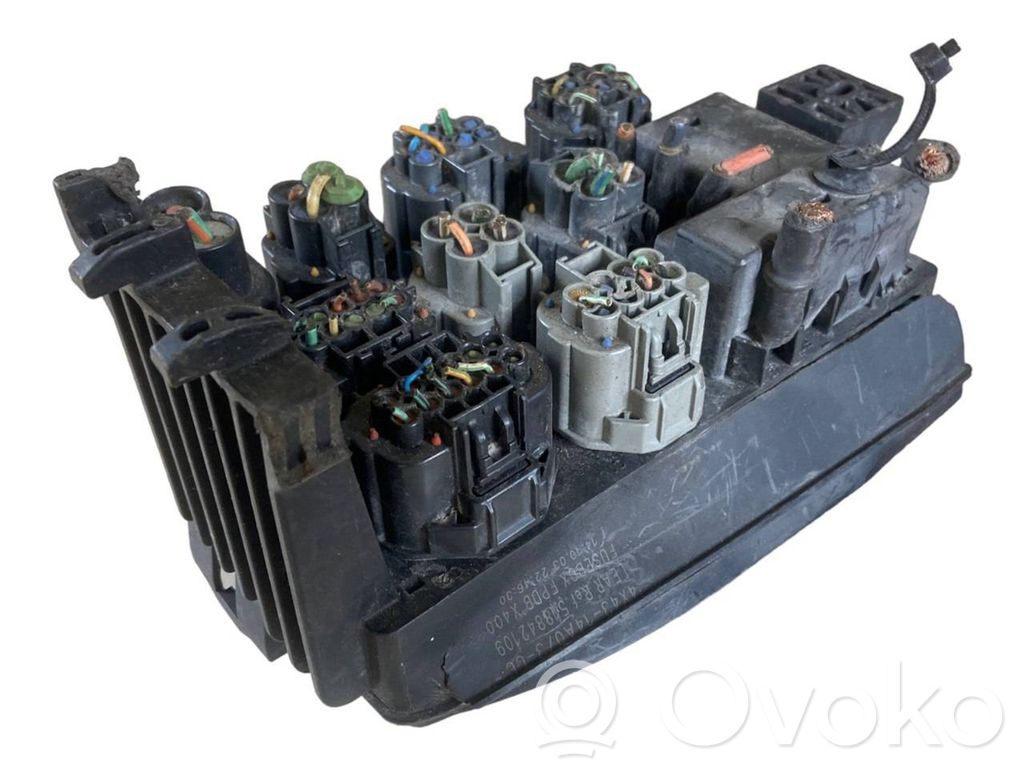 Jaguar X-Type Fuse module 