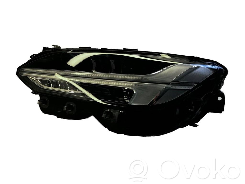 Volvo S90, V90 Scheinwerfer 
