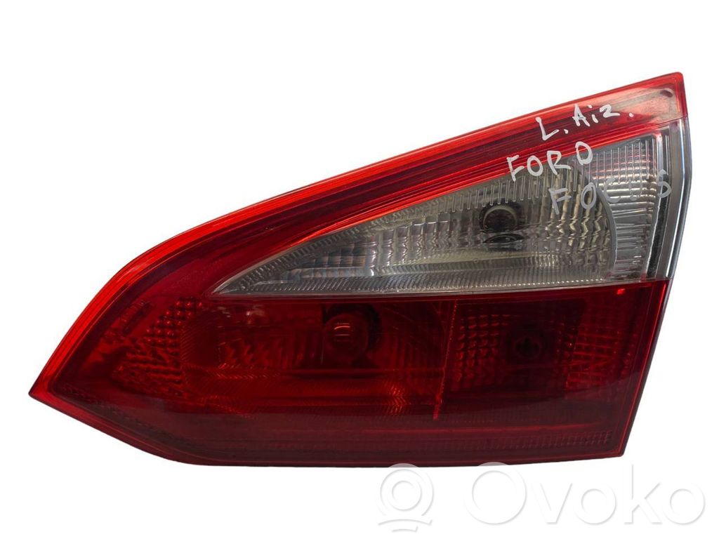 Ford Focus Lampy tylnej klapy bagażnika 