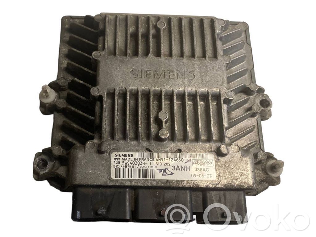 Ford Focus Engine control unit/module 