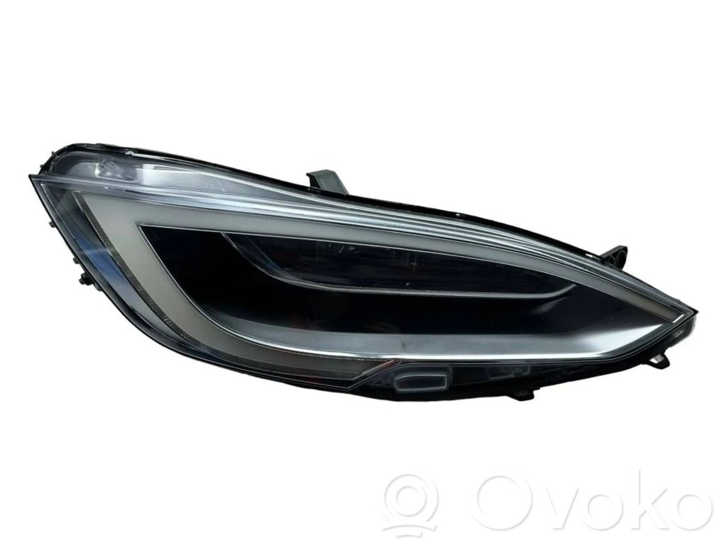 Tesla Model S Headlight/headlamp 