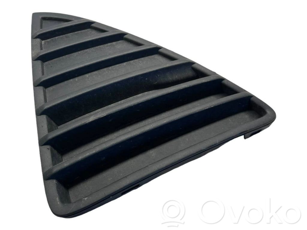 Ford Focus Grille inférieure de pare-chocs avant 