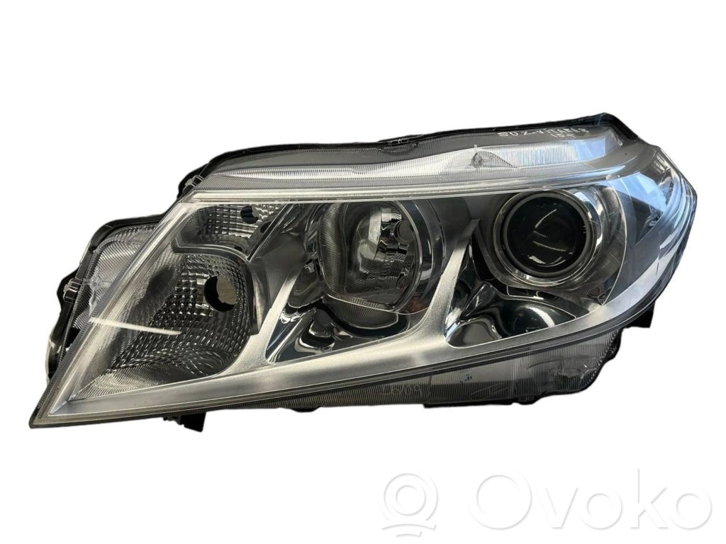 Suzuki Vitara (LY) Phare frontale 