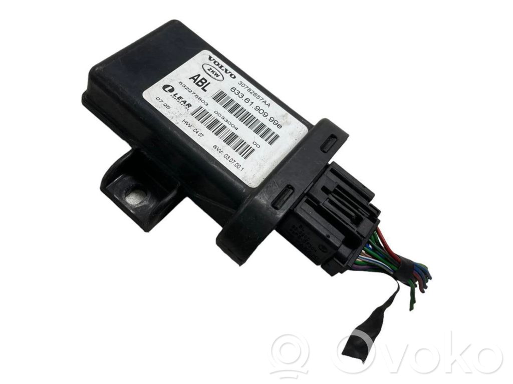 Volvo V70 Light module LCM 