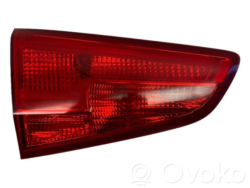 Tailgate rear/tail lights   92403A23