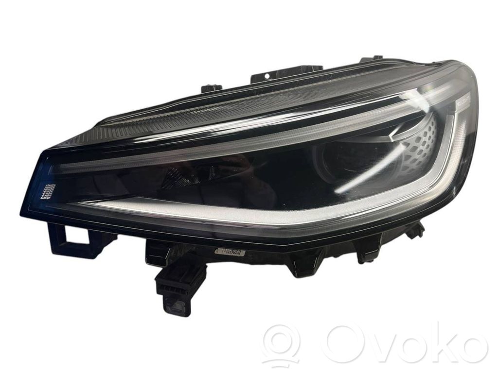 Volkswagen ID.4 Lampa przednia 