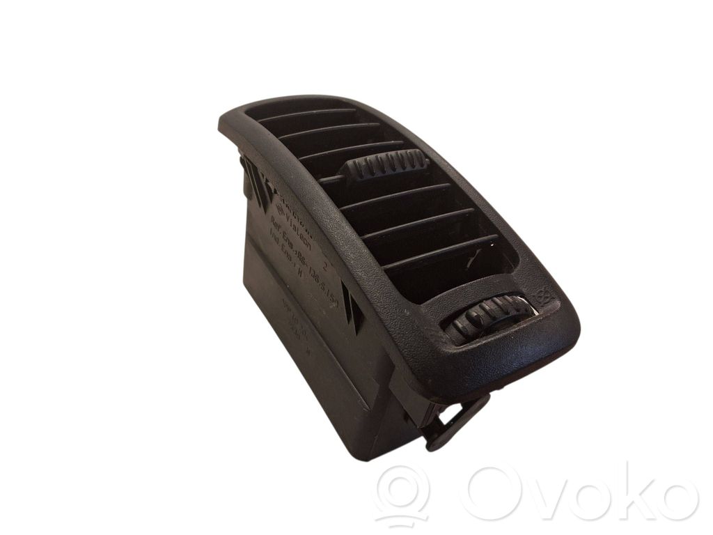 Renault Trafic II (X83) Moldura protectora de la rejilla de ventilación lateral del panel 