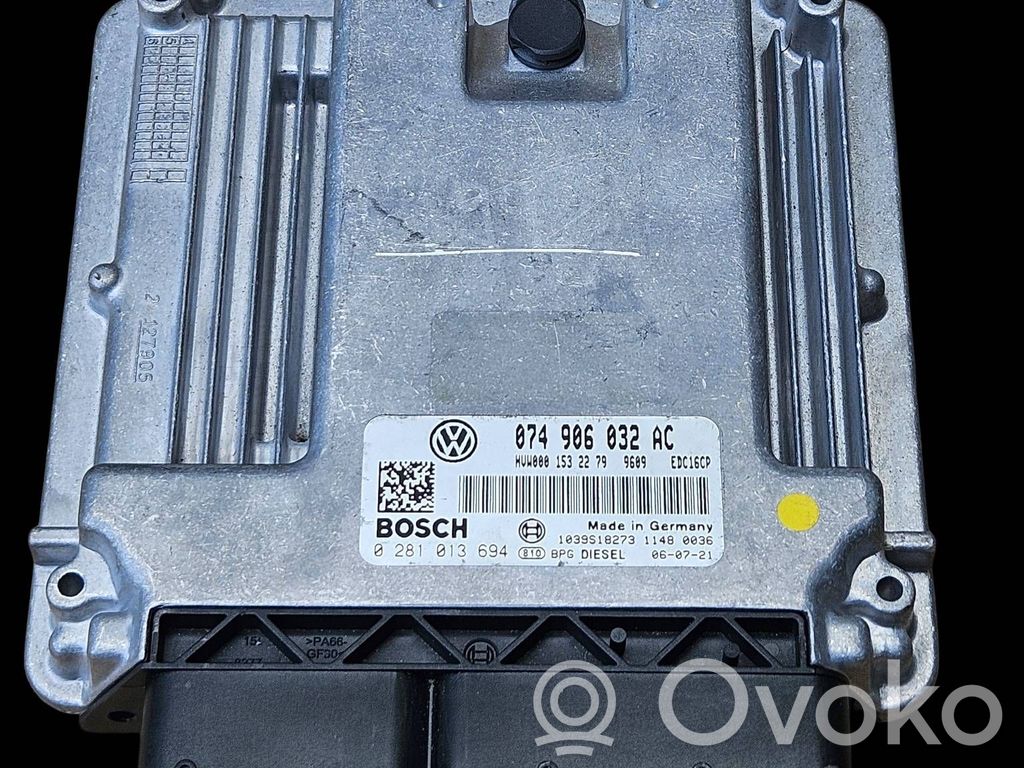 Engine control unit/module   074906032AC,0281013694