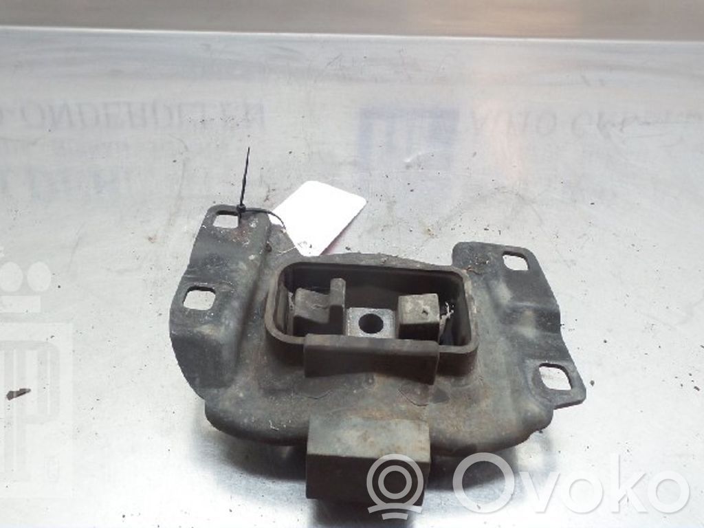 Soporte de montaje del motor