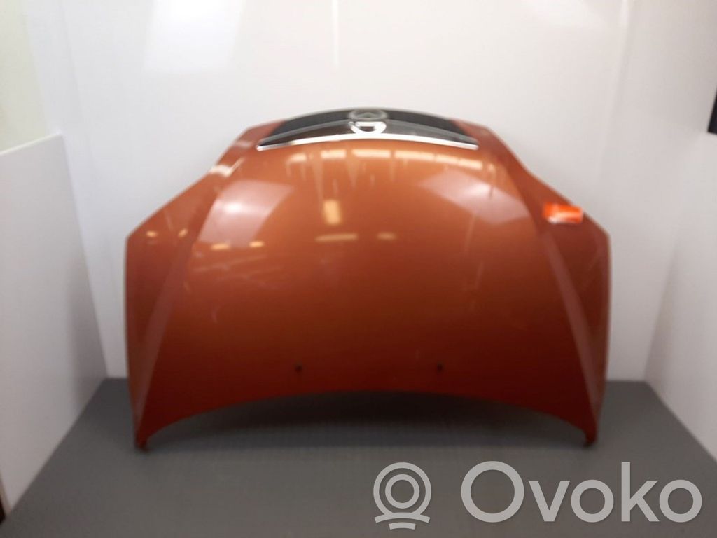 Mazda 2 Dzinēja pārsegs (vāks) 