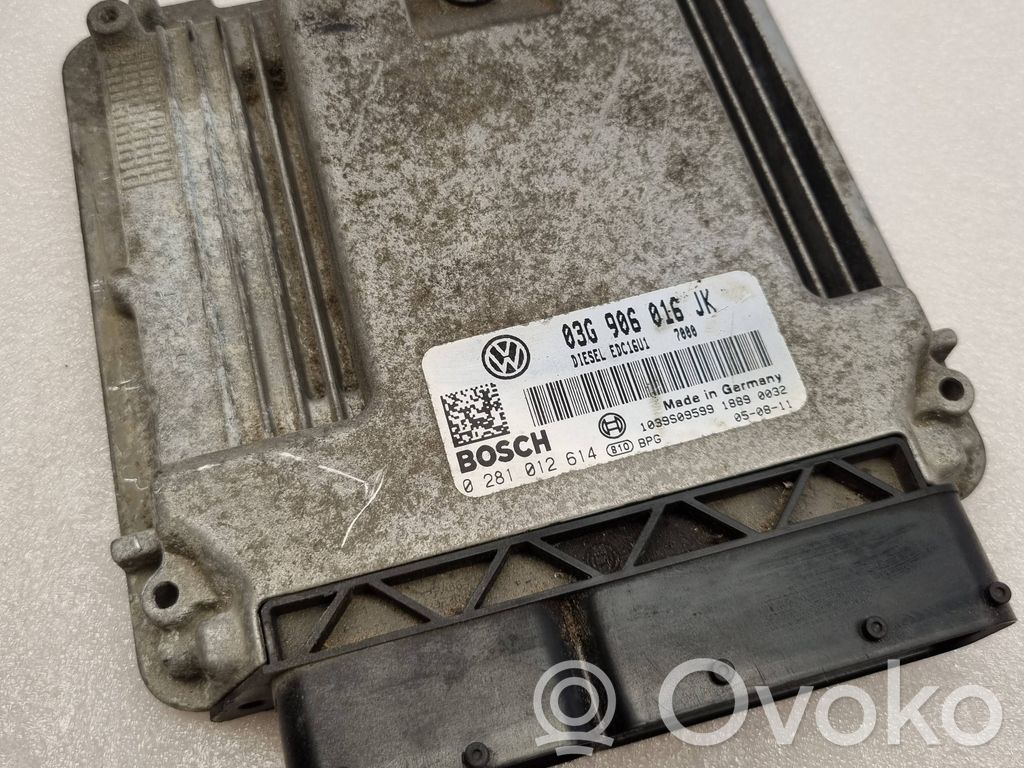 Volkswagen Golf V Engine control unit/module 