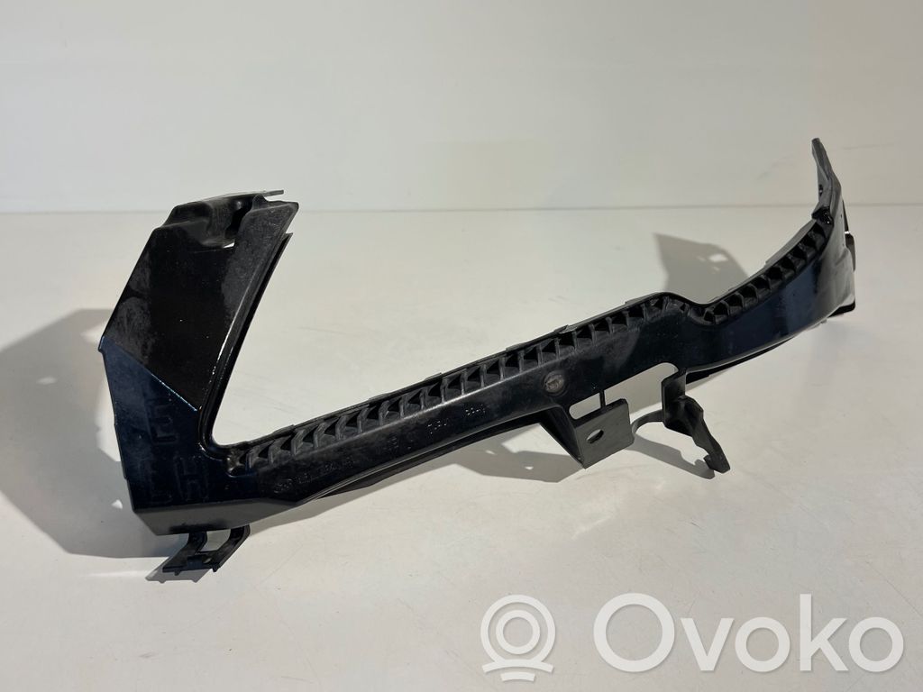 Front bumper corner part panel trim