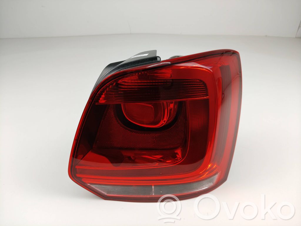 Volkswagen Polo V 6R Lampa tylna 