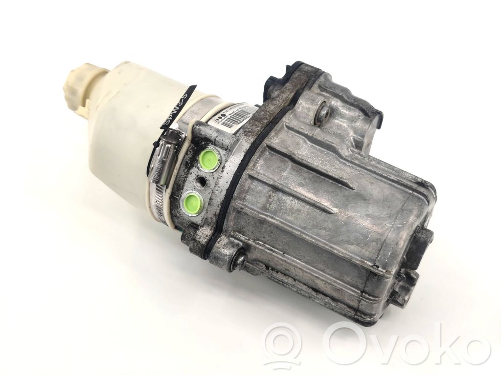 Opel Astra H Power steering pump 