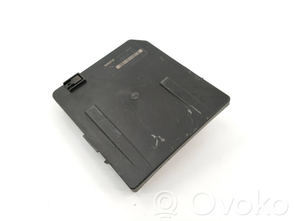 Renault Master III Fuse module 