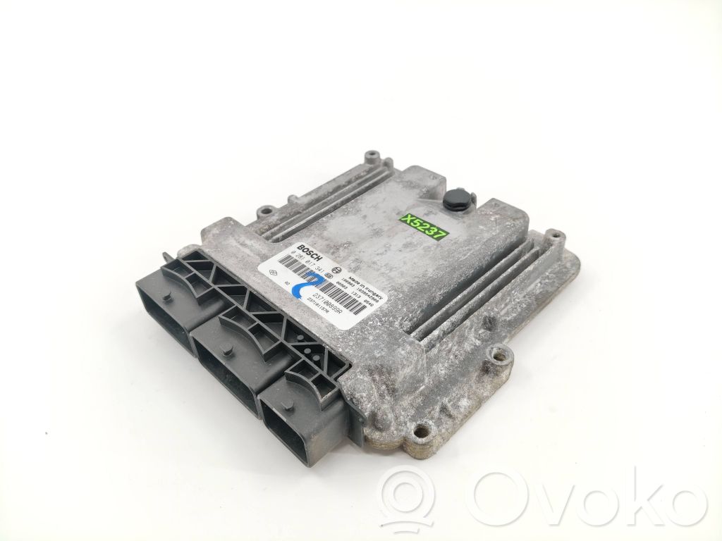 Renault Master III Engine control unit/module 