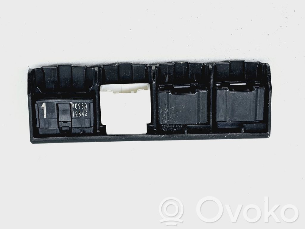 Toyota Land Cruiser (J150) Другое реле 