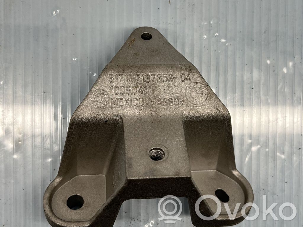 BMW X6 F16 Steering rack mounting bracket 