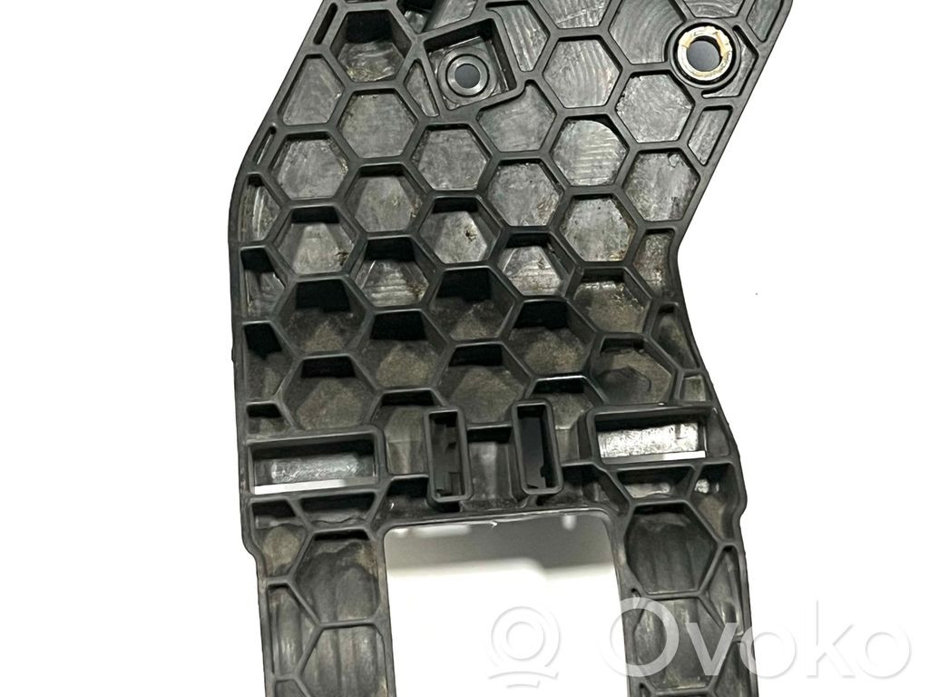 BMW X6 F16 Fuel filter bracket/mount holder 