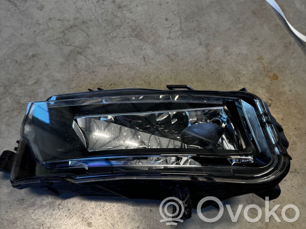 Volkswagen Caddy Światło przeciwmgłowe przednie 