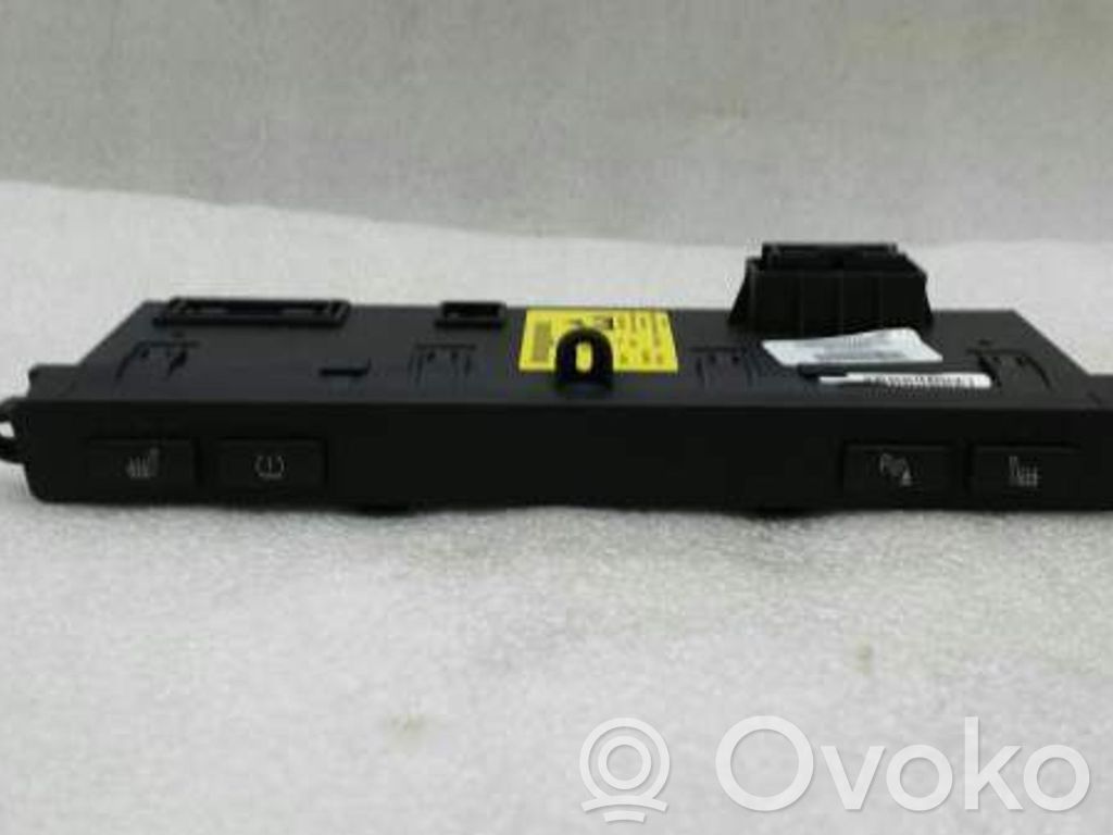 BMW M6 A set of switches 