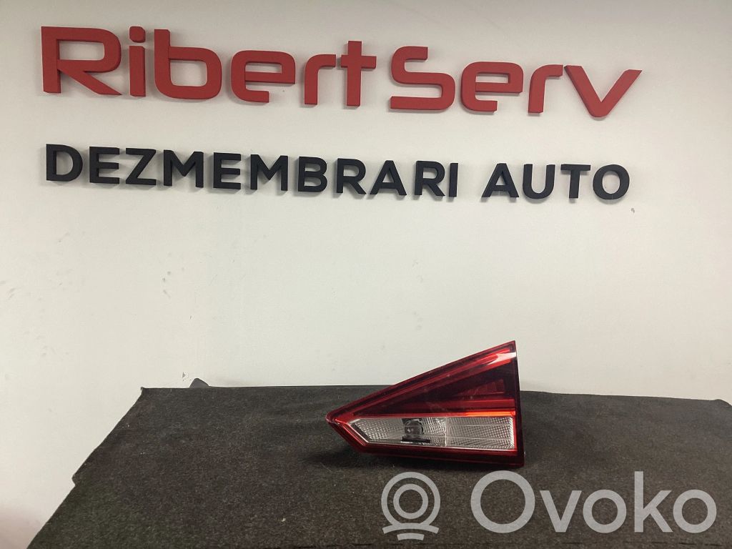 Lampa tylna   6F9945308D,RE28950001,RE2895000101
