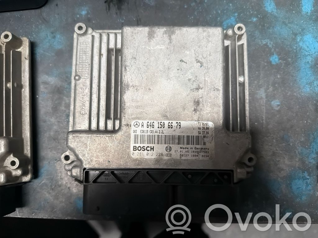 Mercedes-Benz C W203 Sterownik / Moduł ECU 