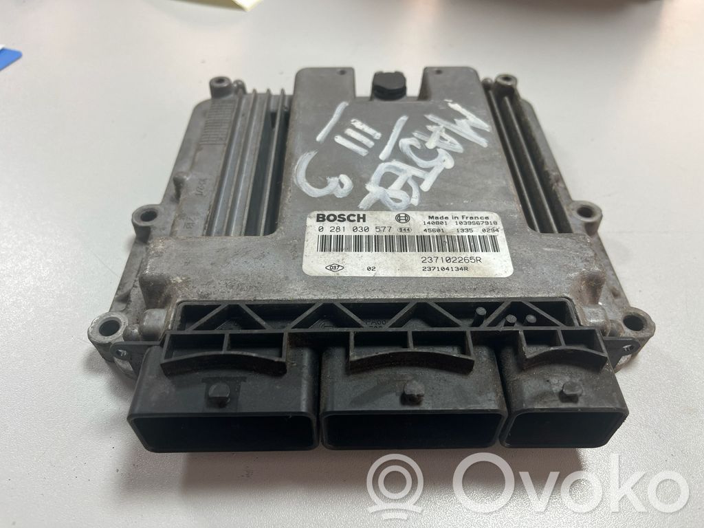 Renault Master III Engine control unit/module 