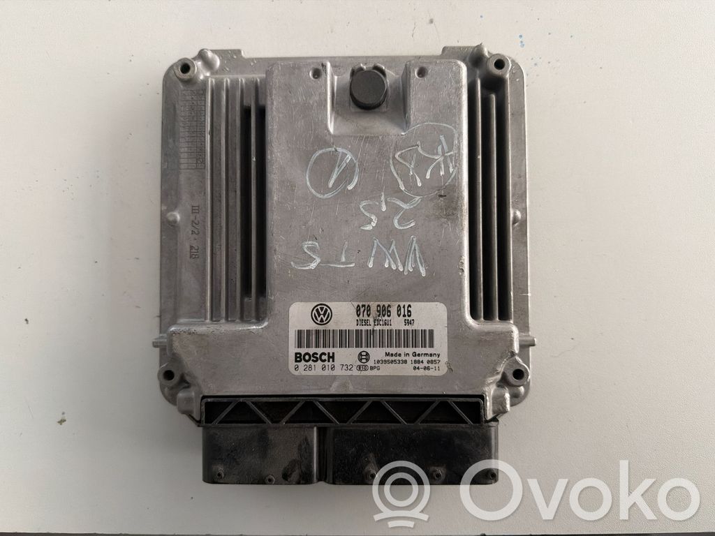 Sterownik / Moduł ECU   070906016,0281010732,1039S05338