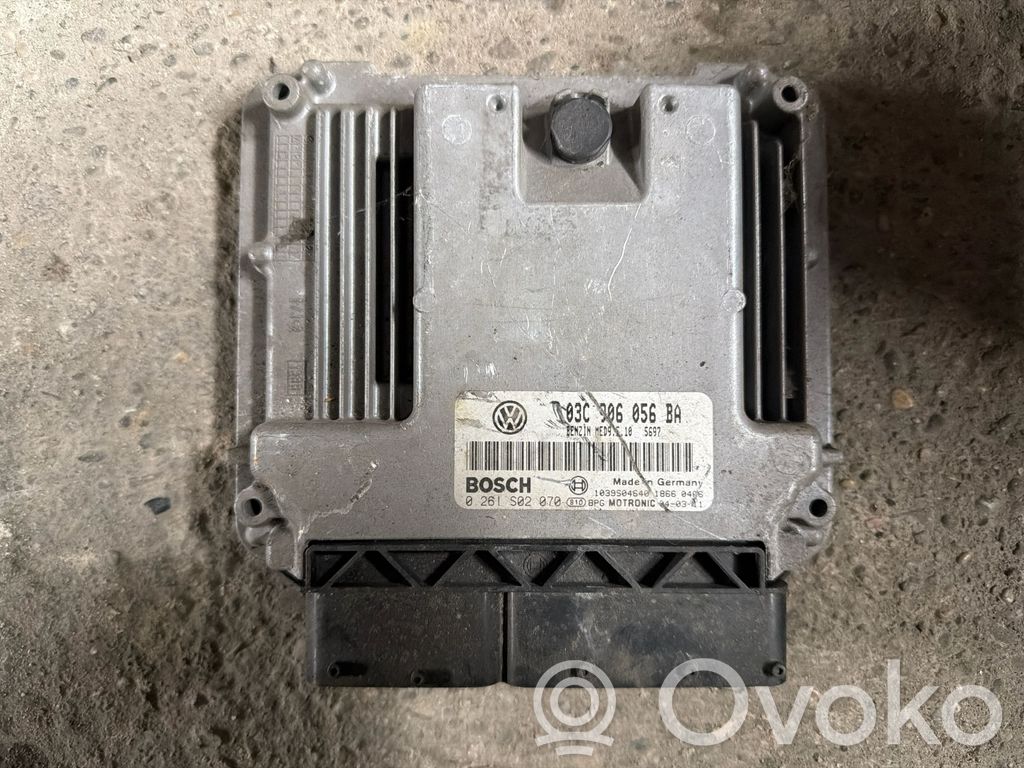 Volkswagen Golf V Engine control unit/module 
