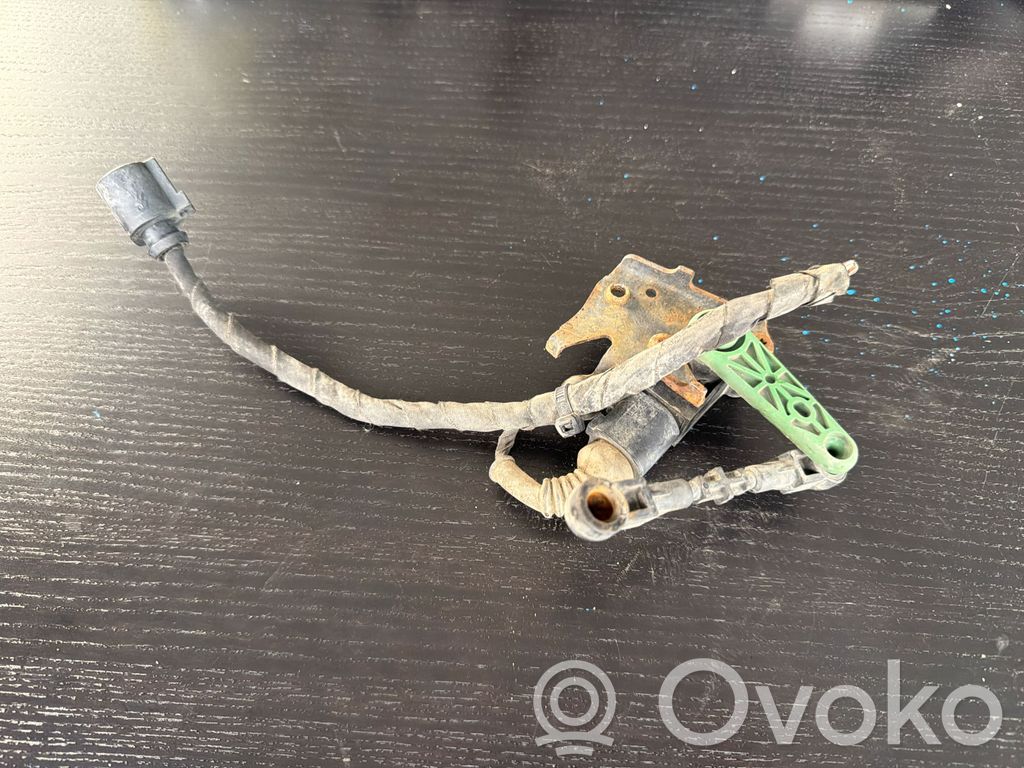 Volkswagen PASSAT B7 Headlight/headlamp level sensor 