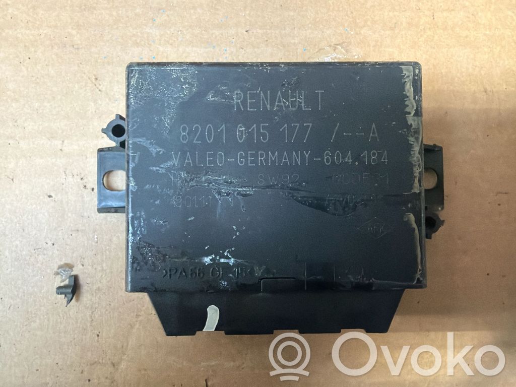 Renault Master III Steuergerät Einparkhilfe Parktronic PDC 