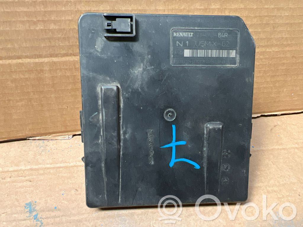 Renault Master III Fuse module 
