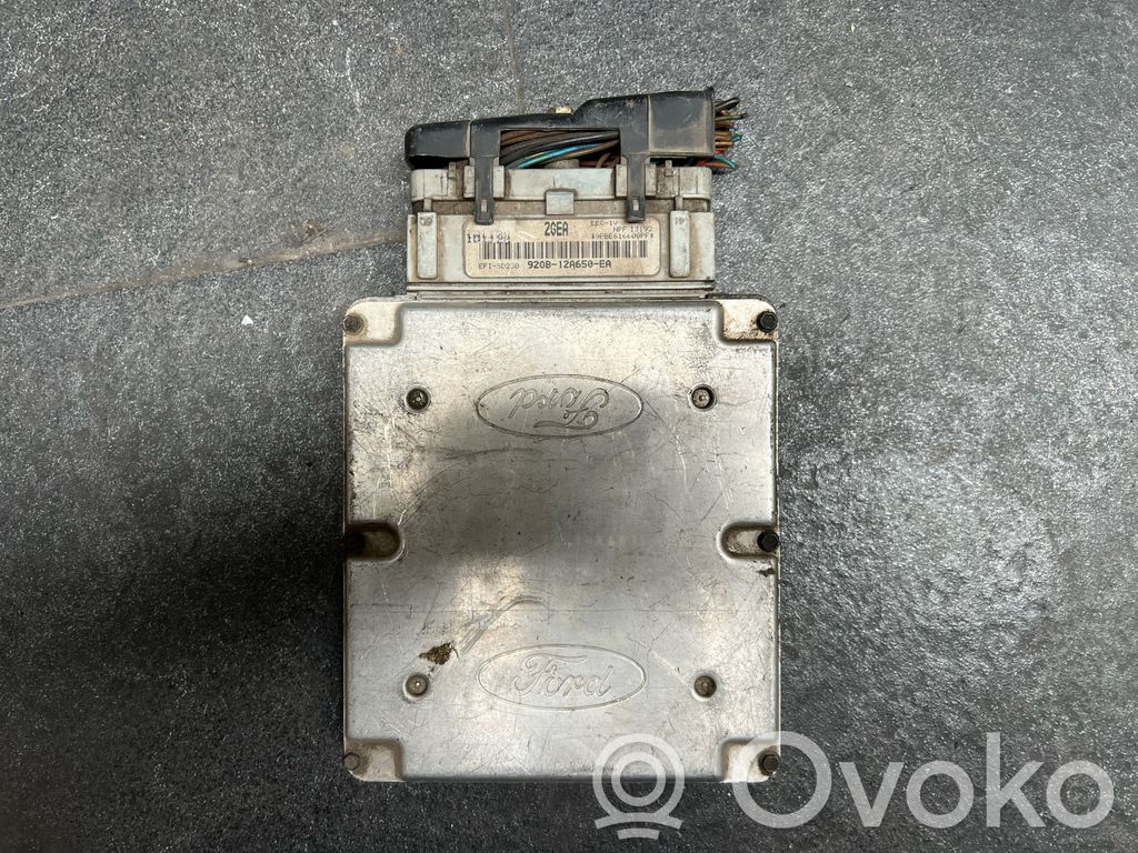 Unidad de control/módulo del motor   EF1SD230,92GB12A650EA