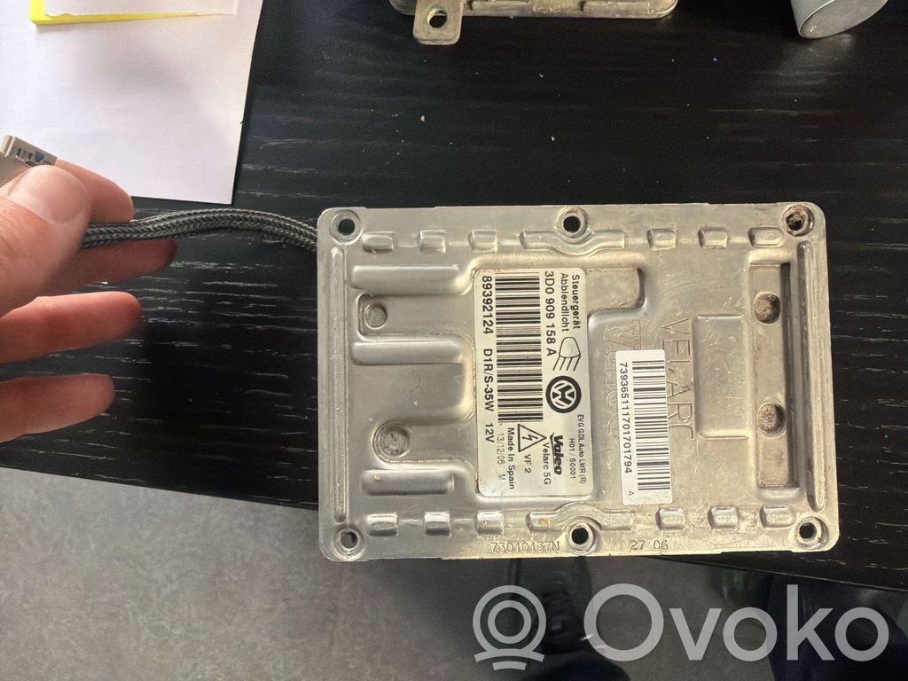 Volkswagen Phaeton Headlight/headlamp 
