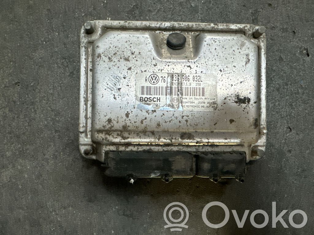 Engine control unit/module   036906032L,0261007189,26SA7384