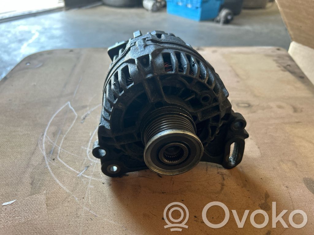 Volkswagen Polo IV 9N3 Alternator 