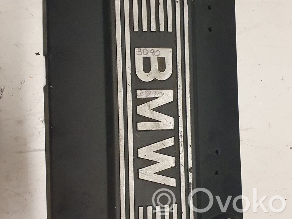 BMW 5 E39 Motorabdeckung 