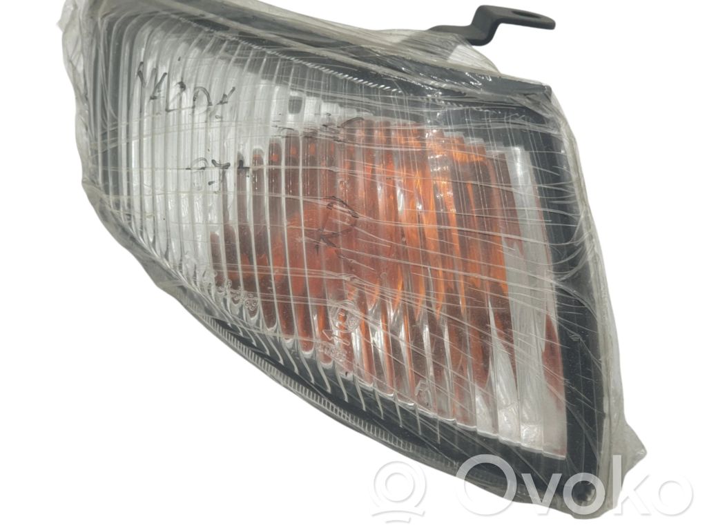 Front indicator light   185489052,185489052B,2752906,185489B,1902324,2161540RAE,34500362,34500364,34503142,37546061,451720,50926202,517042,CMZ1260RWAE,GE4T51060A,GE4T51060B,GE4T51060C,MZ0454013