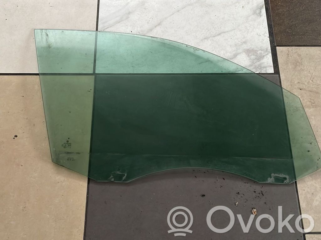 Szyba drzwi przednich   43R001025,43R001025,5N0845202