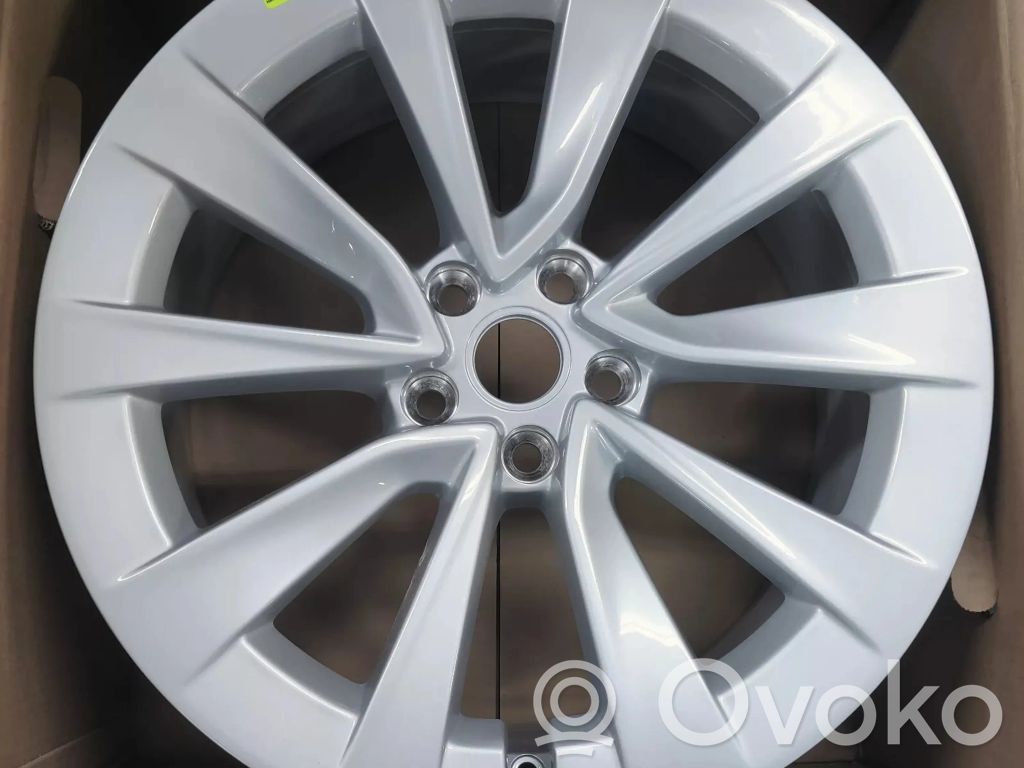 Tesla Model 3 R19-alumiinivanne 