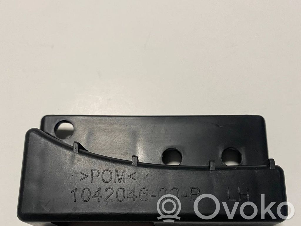 Tesla Model S Suport montare bară spate 