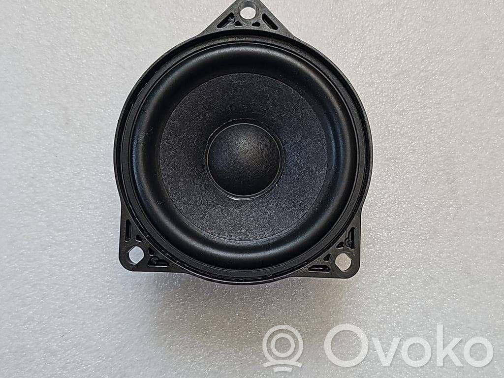 Tesla Model Y Parcel shelf speaker 